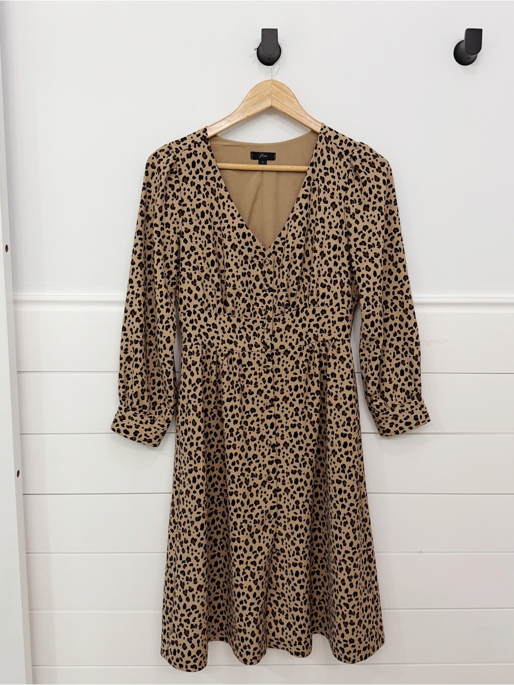 Women’s J. Crew Leopard Print Button Front A Line Midi Dress Size 2